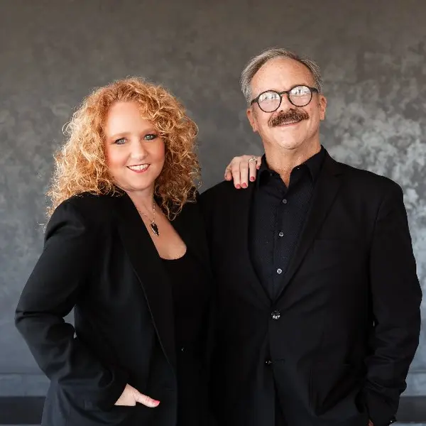 Les & Benita Peeler