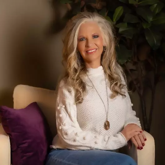 Darla McMullen-Revelle