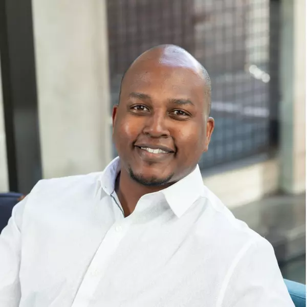 Vincent Martell Smith