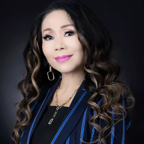 In (Sylvia) Kyung Kim