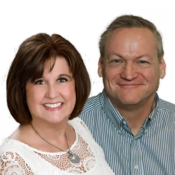 Julie And Mark Richards