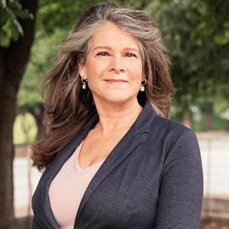 Linda Lawless