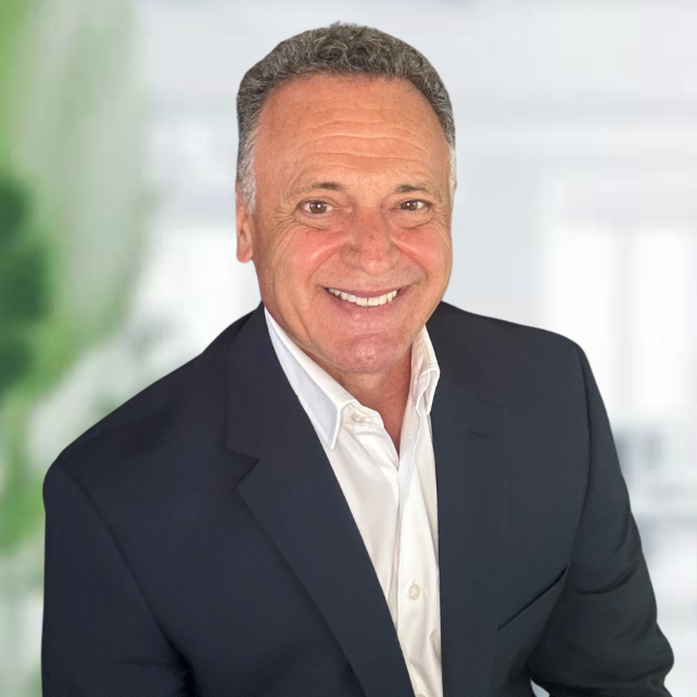 Vinicio "Vinnie" Vacca