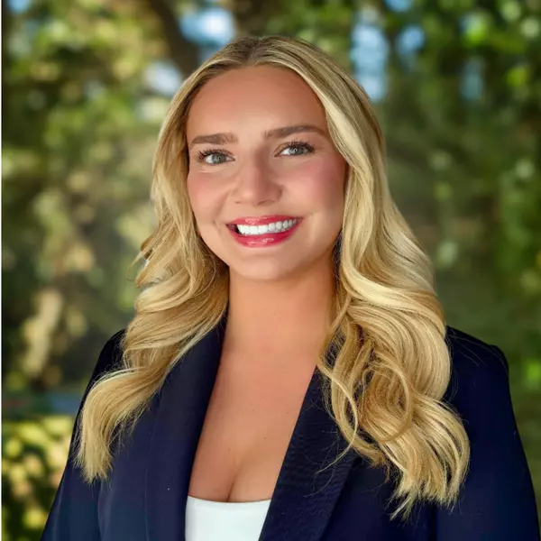 Dakota Blazek Muller