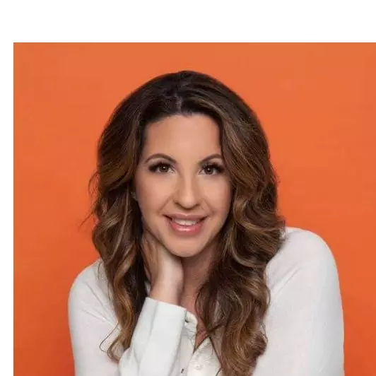 Rebecca Cruz Bustamante