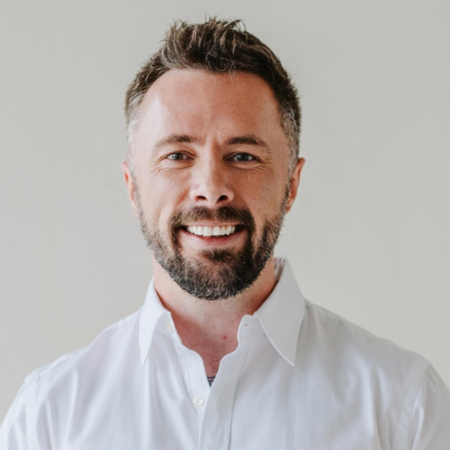 Real Estate Agent – Alex Tooke - The Alex & Derek Team