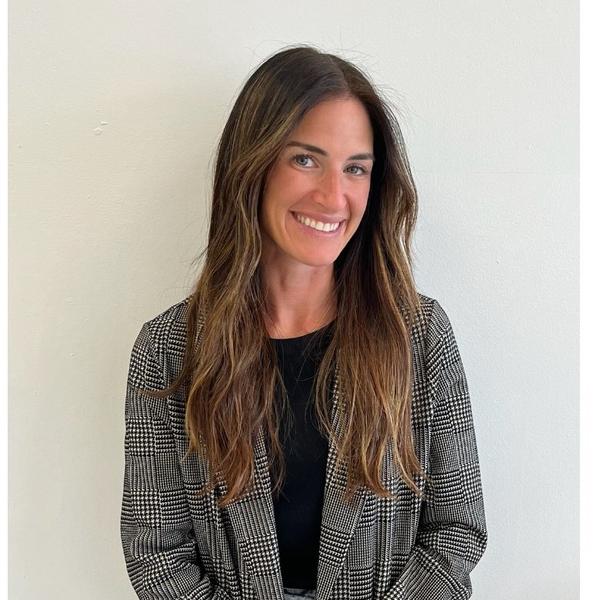 Beatrice "Bea" Mizrahi