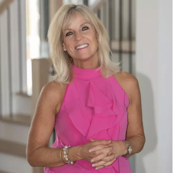 Julie Clarke