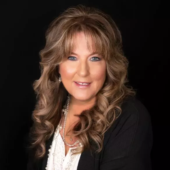 Debbie Schultz-Stubbs