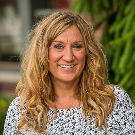 Julie Yost