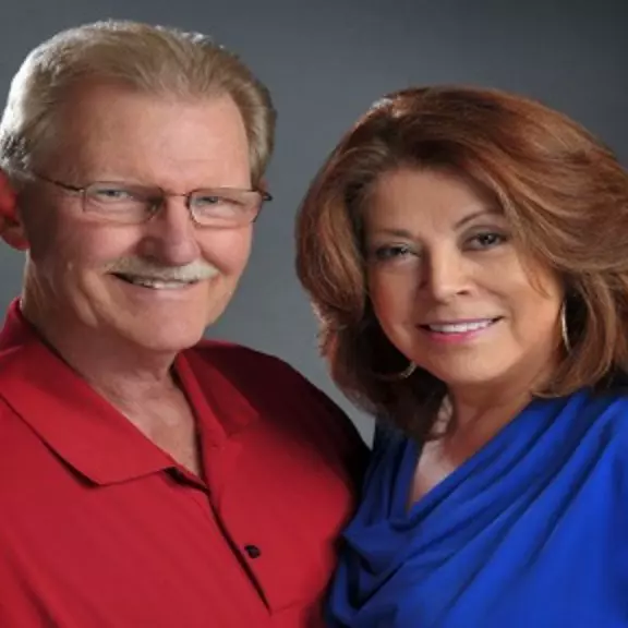 Steve Roquemore & Lupe Robbins
