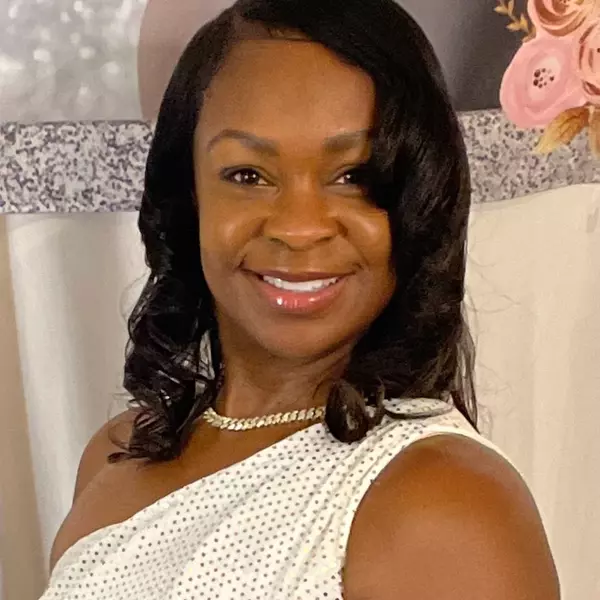 Dayna Beekman, REALTOR