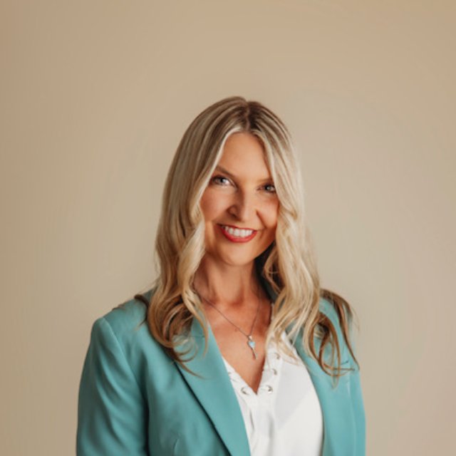 Stephanie Stuart
