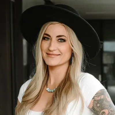 Niki Bell