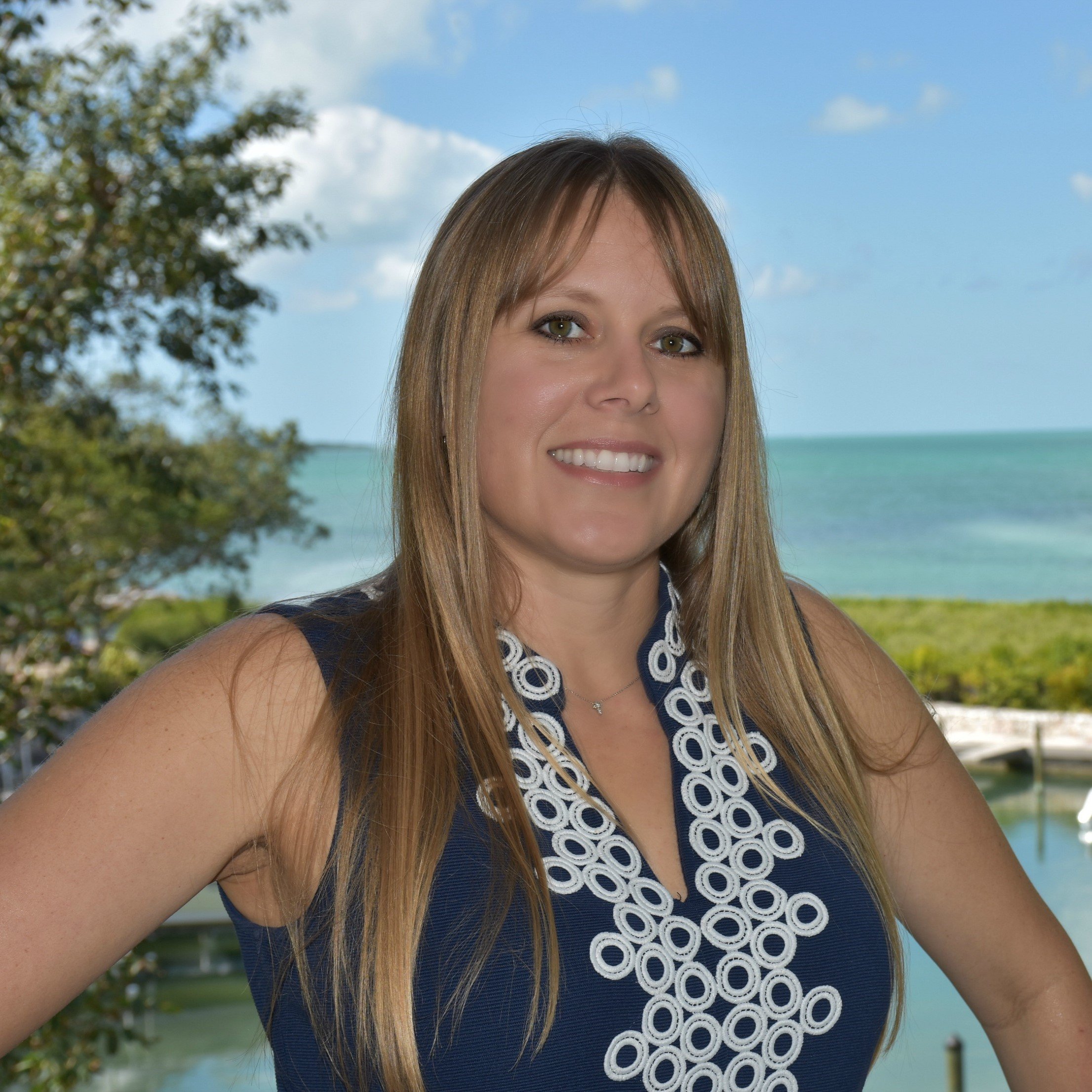Lorie Leal