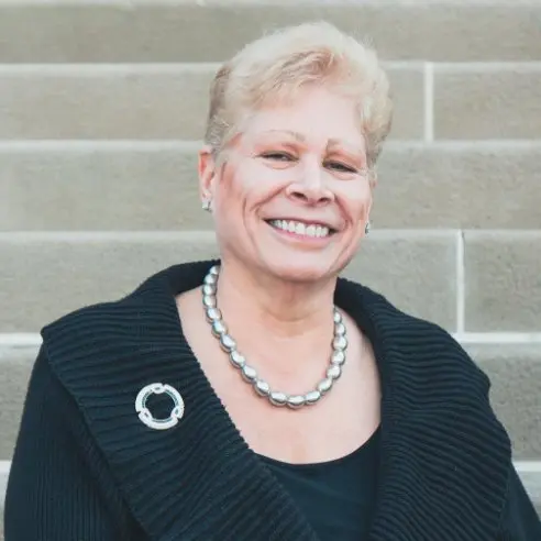 Laura Kogut