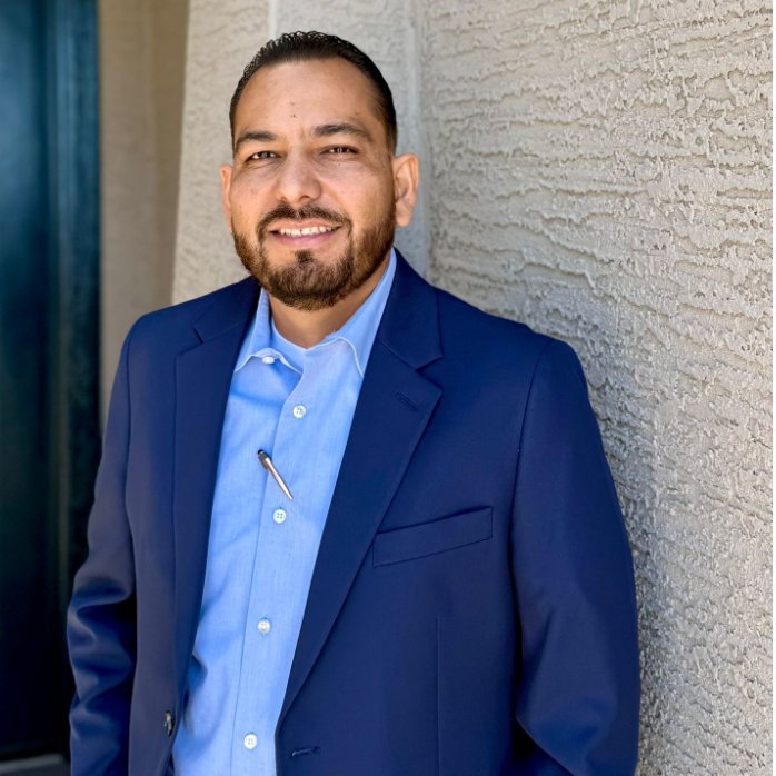 Gabriel Mendoza