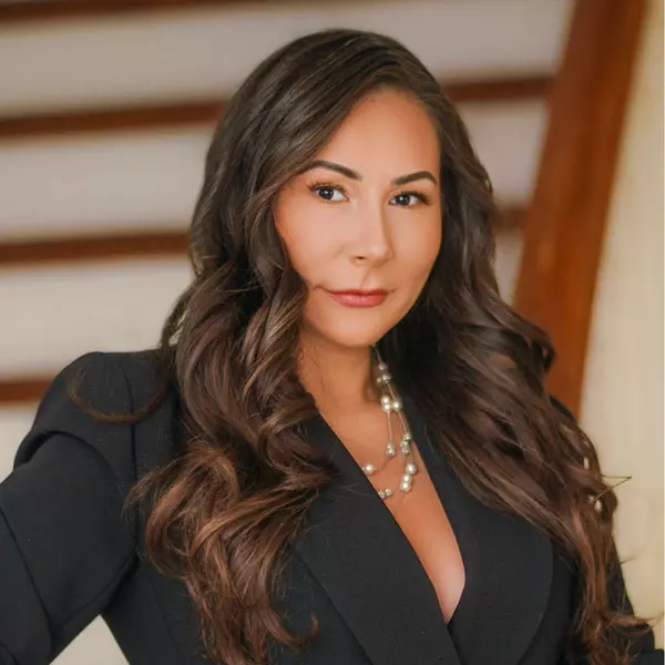 Angelica Hostos Garro