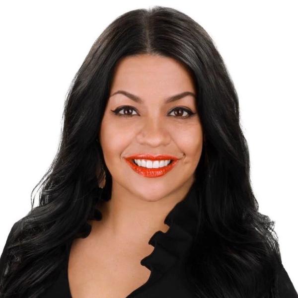 Idania Hernandez
