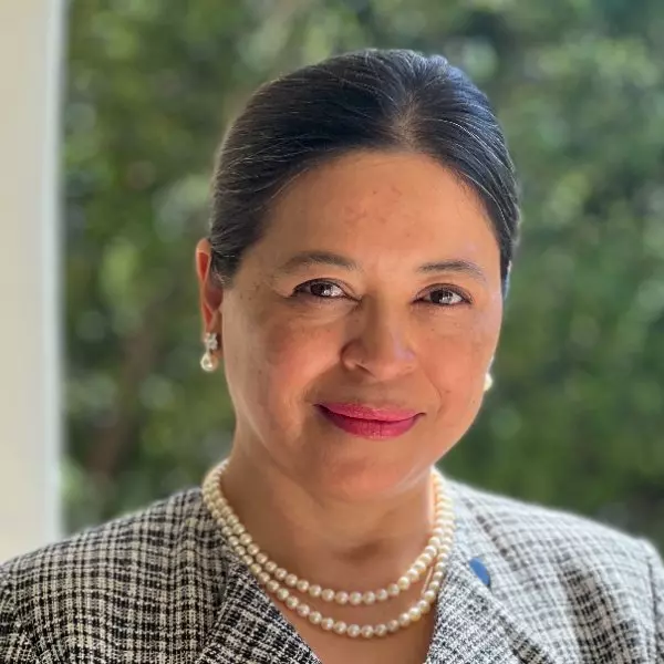 Alessandra Imanabadi