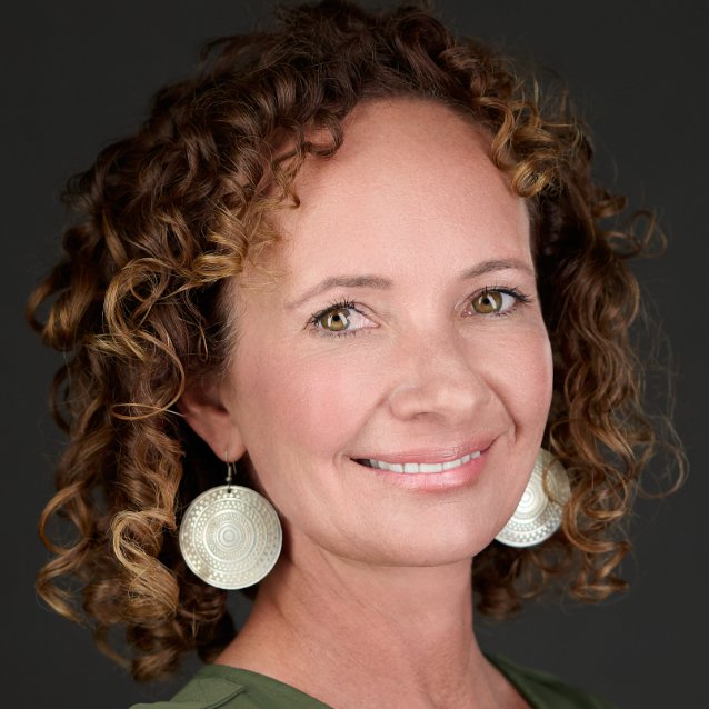 Elizabeth Flavin Real Estate Agent – Elizabeth Craft - The Rowley Group