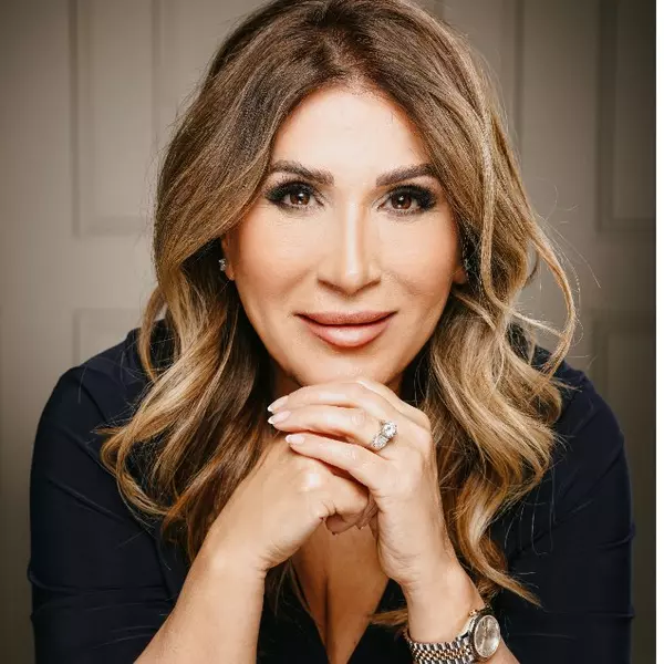 Flora Anafcheh