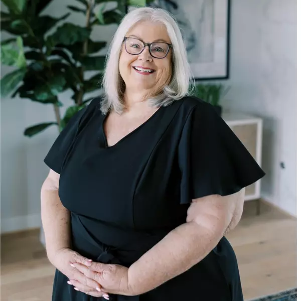 Deb Roth