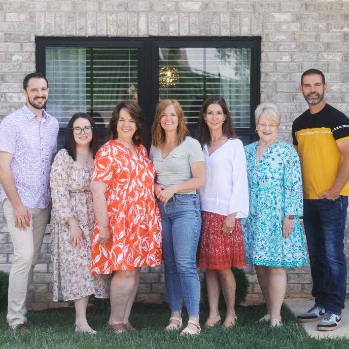 Debby Gibson Real Estate Co.