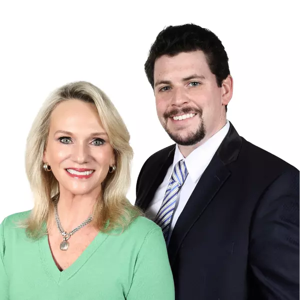 Dawn Gurganus & Hunter Lang