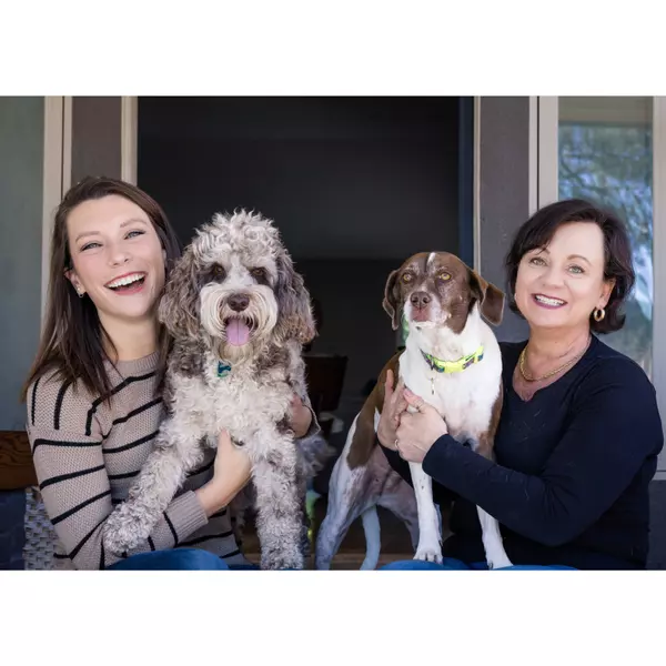 Mary Ann Wallace & Kristen Wallace