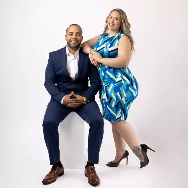 Antonella & Rafael Santos