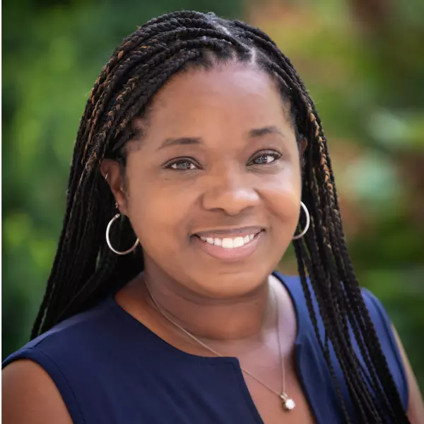 Jetta Alberts, Realtor