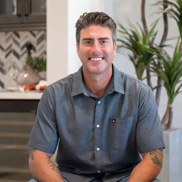 Damien Simon