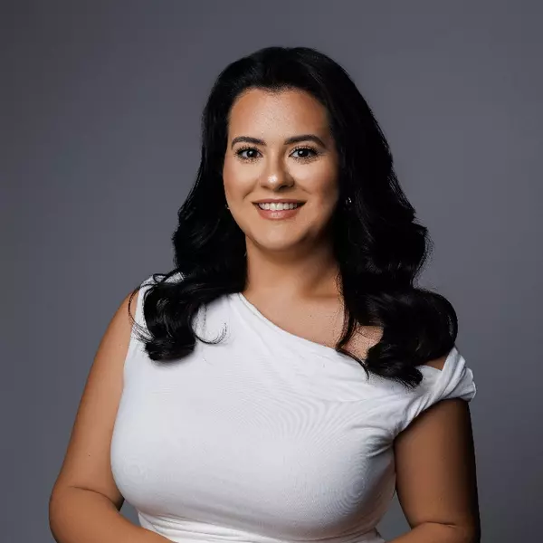 Angela Feria Nana