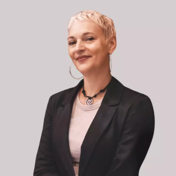 Amber Jamanka
