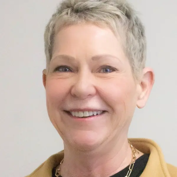 Kimberly Suiter