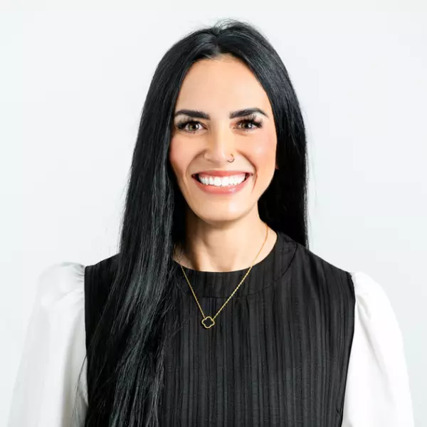 Dr. Allie Grodzki