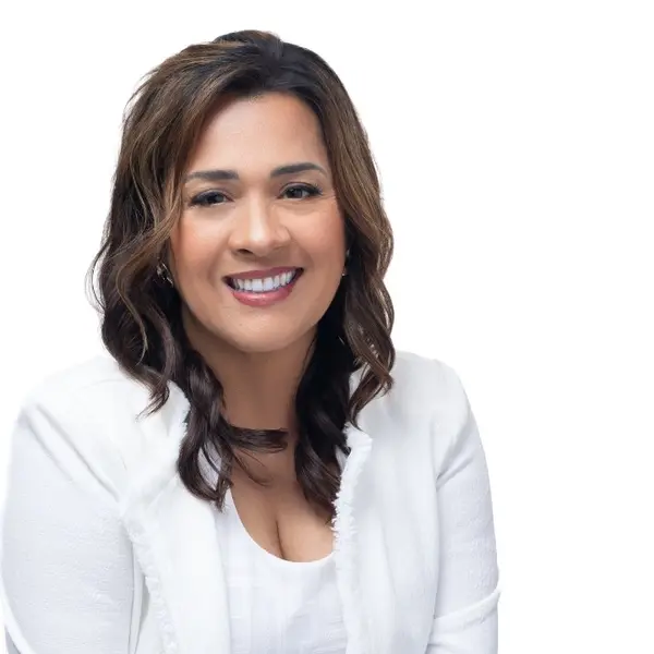 Real Estate Agent – Lydia Routt - Y Realty