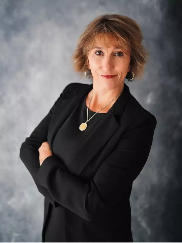 Sandra Anchor