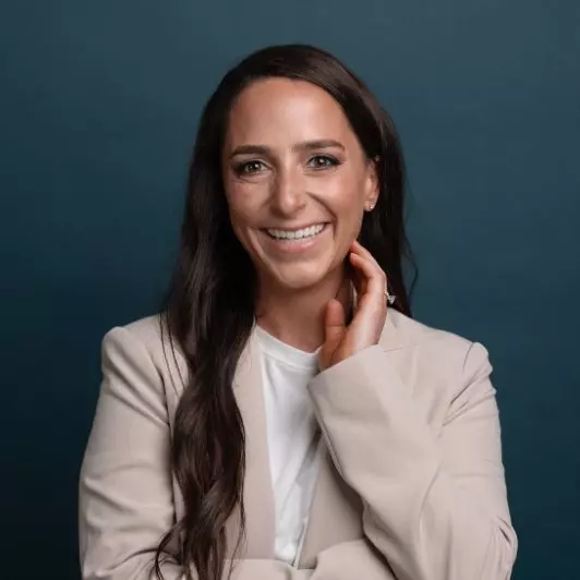 Sarah Zewe (Talcott)