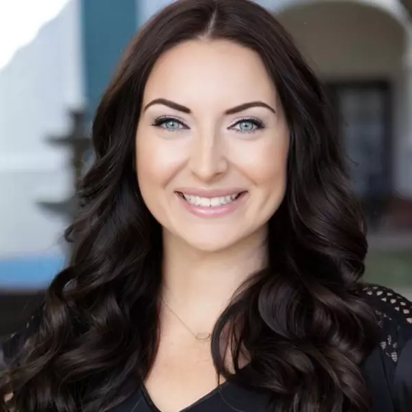Carlie Tomaszewski