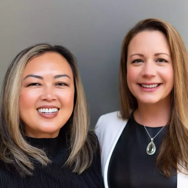 Gabrielle Bunker & Winnie Lai