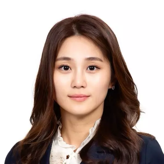 Jihyo "Grace" Suh