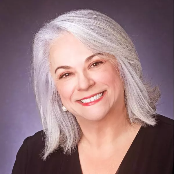 DeeAnn Nicholas