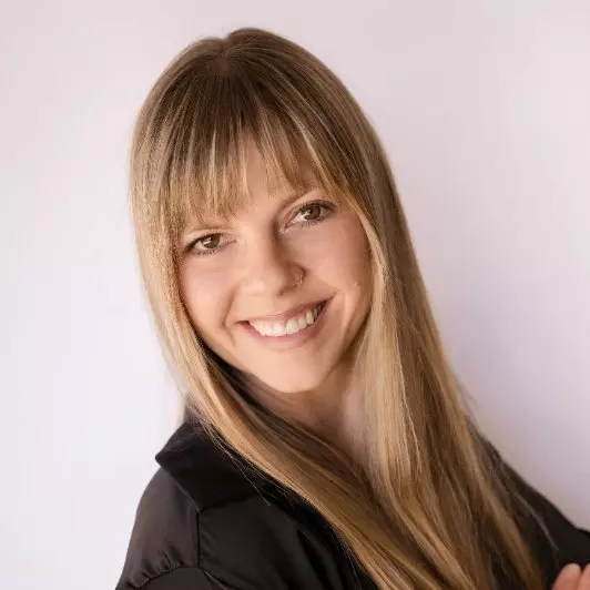Alana Hollister-Bates