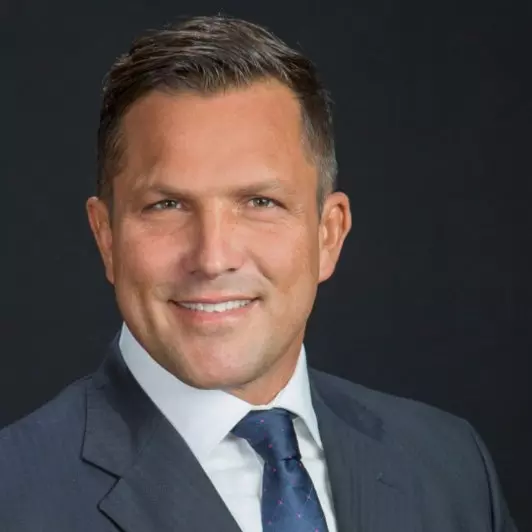 Erik Gladish