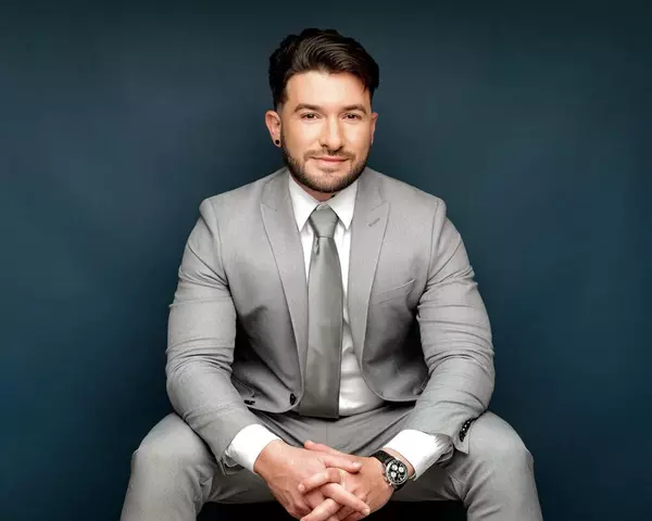 advisor profiles