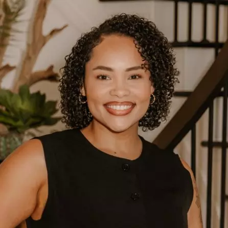 Tenisha Smith