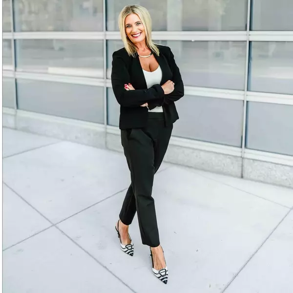Angela Flory, TEAM LEADER