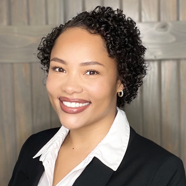 Tenisha Smith